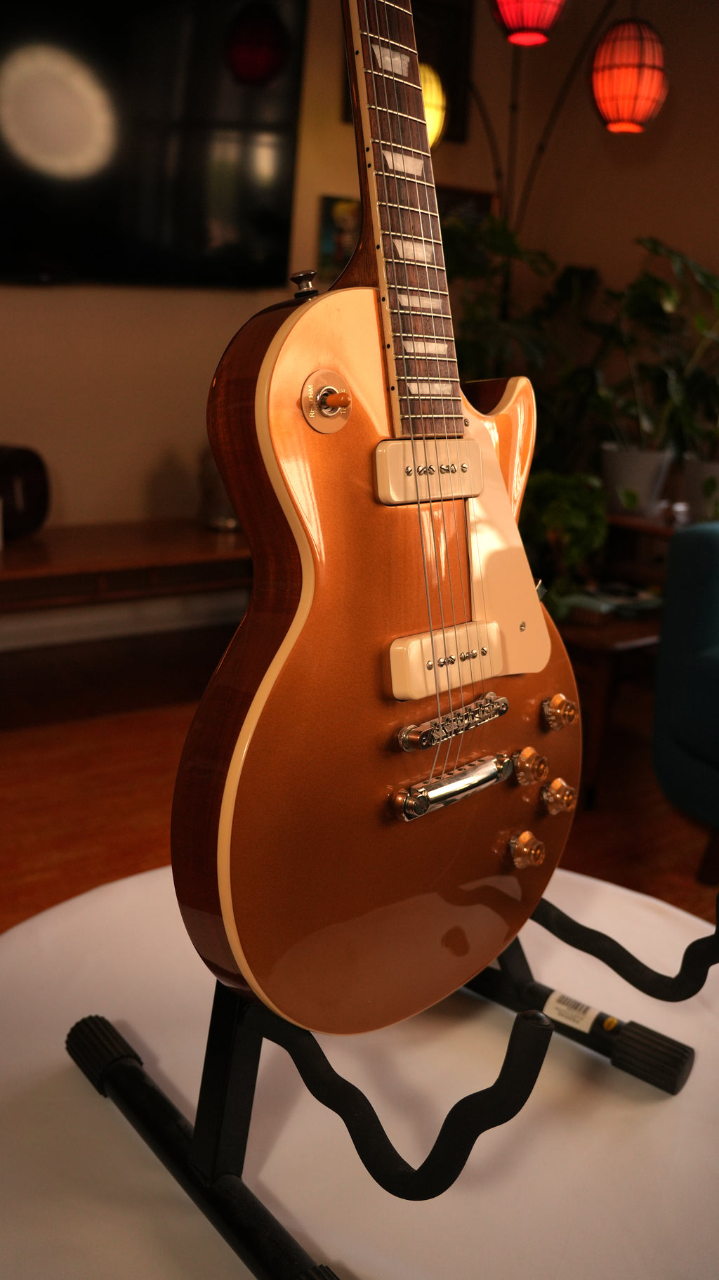 SOLD - 2023 Gibson Les Paul Standard '50s Gold Top with P-90's