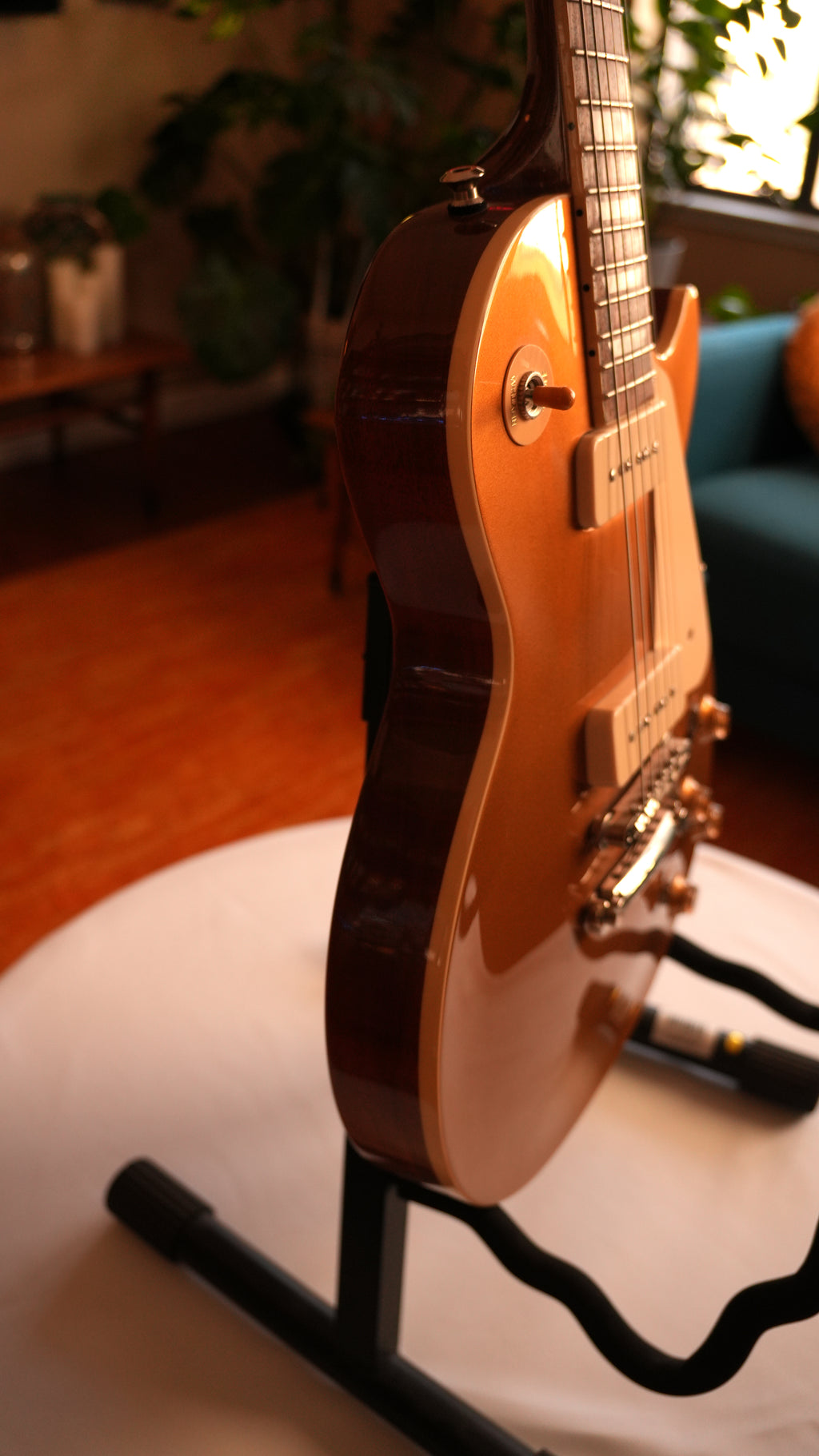 SOLD - 2023 Gibson Les Paul Standard '50s Gold Top with P-90's
