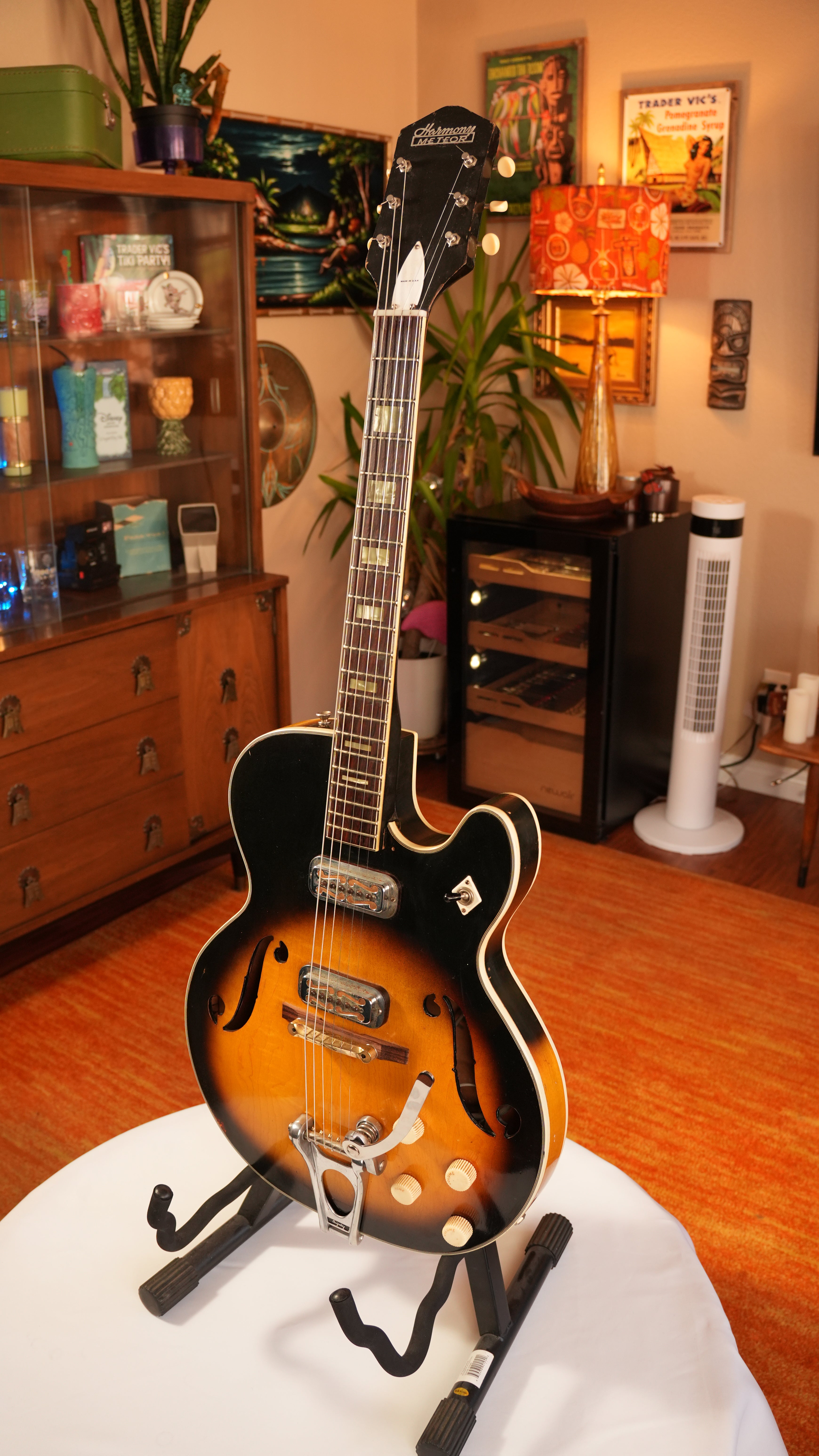 1966 Harmony H70 Meteor with Bigsby - Sunburst