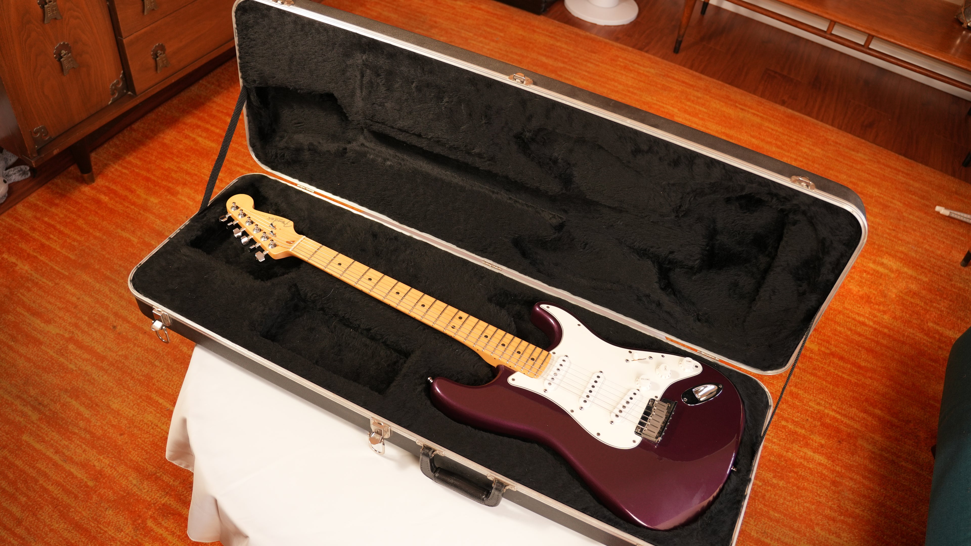 SOLD - 1998 Fender American Standard Stratocaster - Midnight Wine