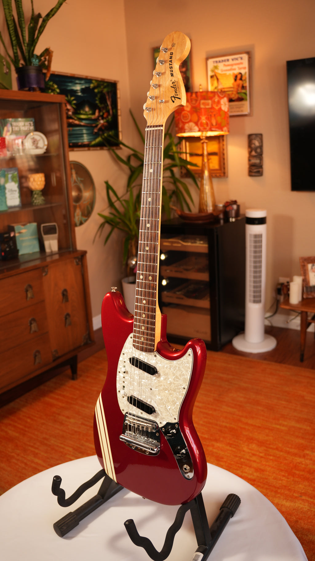 1971 Fender Mustang Guitar with Rosewood Fretboard - Competition Red