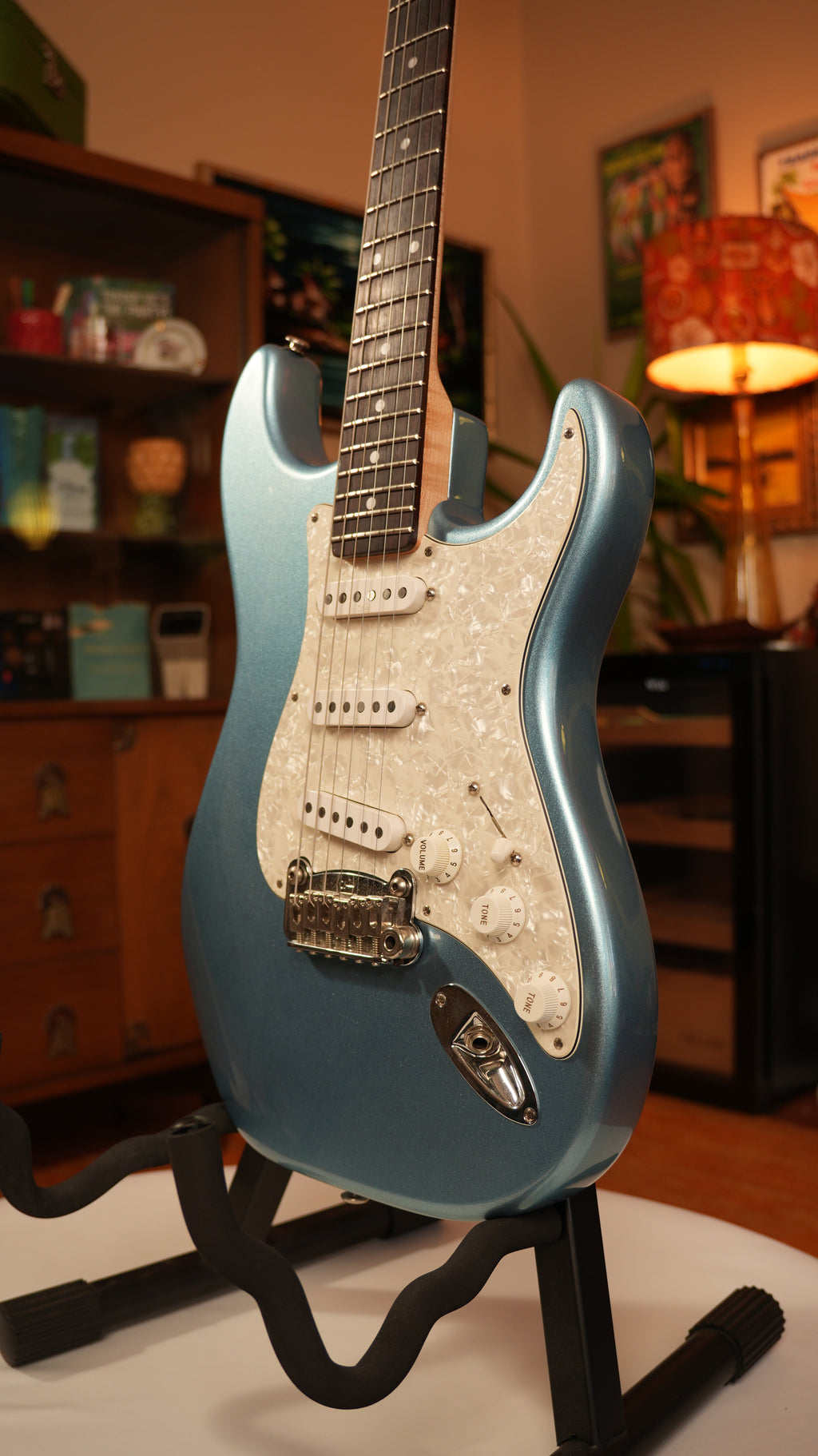 2001 G&L Legacy USA - Lake Placid Blue Metallic
