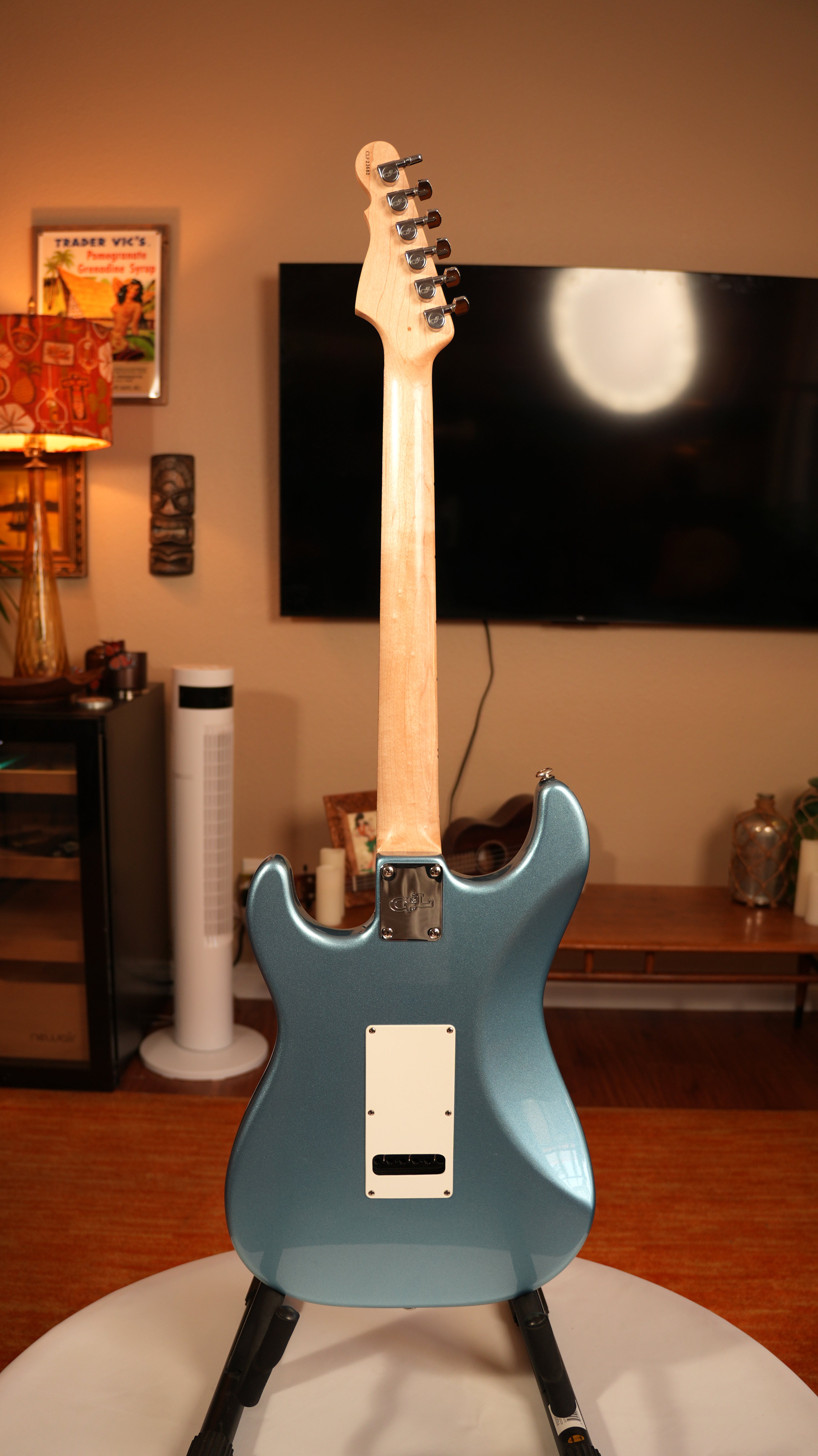 2001 G&L Legacy USA - Lake Placid Blue Metallic