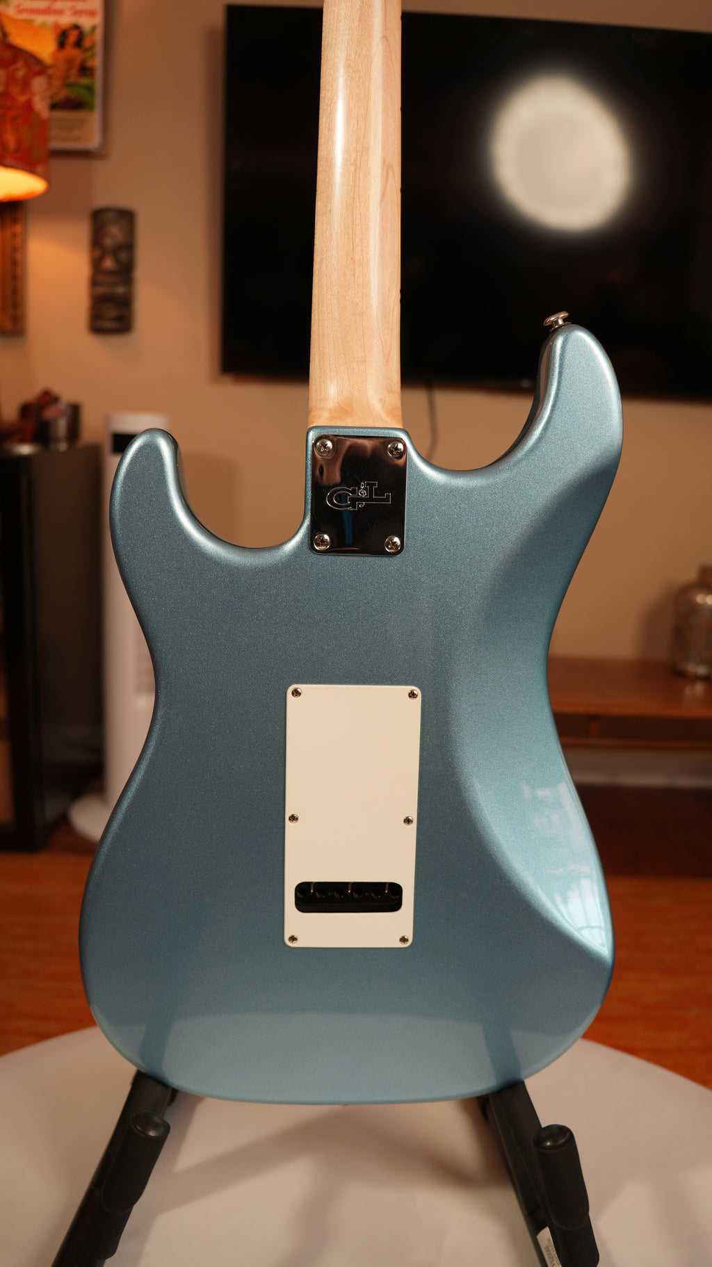 2001 G&L Legacy USA - Lake Placid Blue Metallic