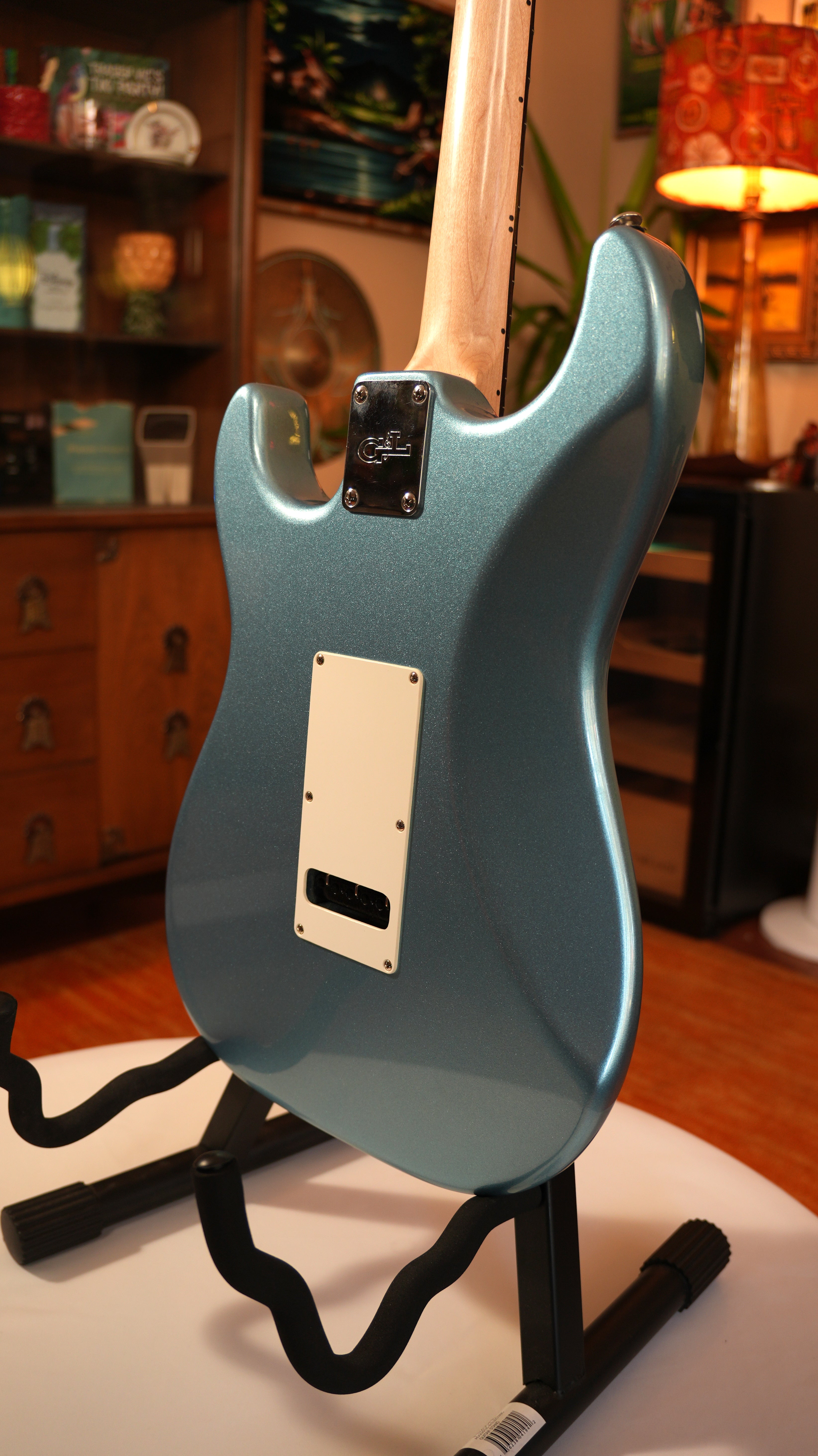 2001 G&L Legacy USA - Lake Placid Blue Metallic