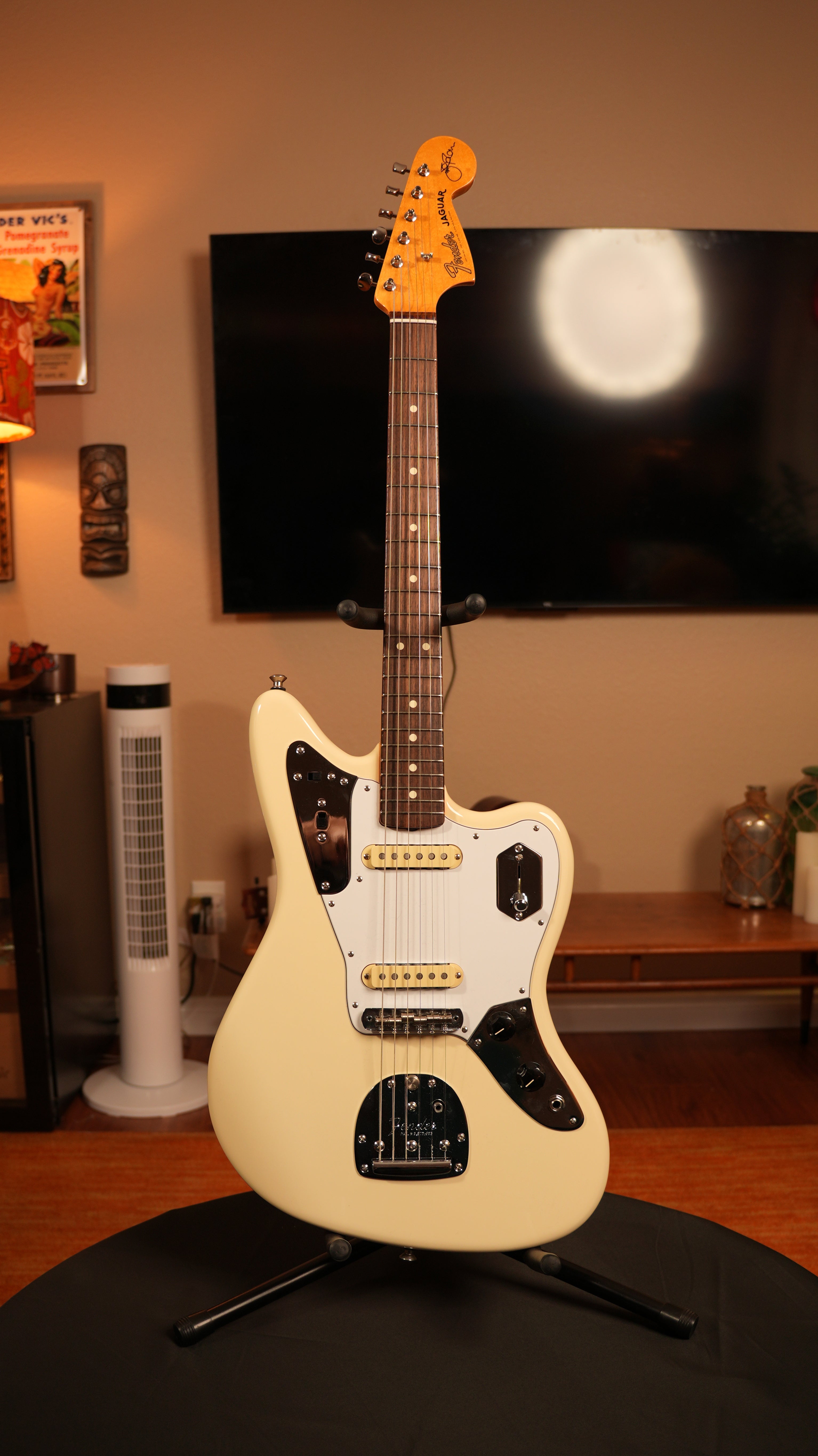 2019 Fender Johnny Marr Signature Jaguar - Olympic White