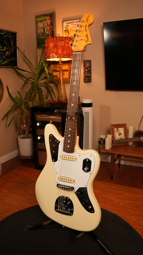 2019 Fender Johnny Marr Signature Jaguar - Olympic White