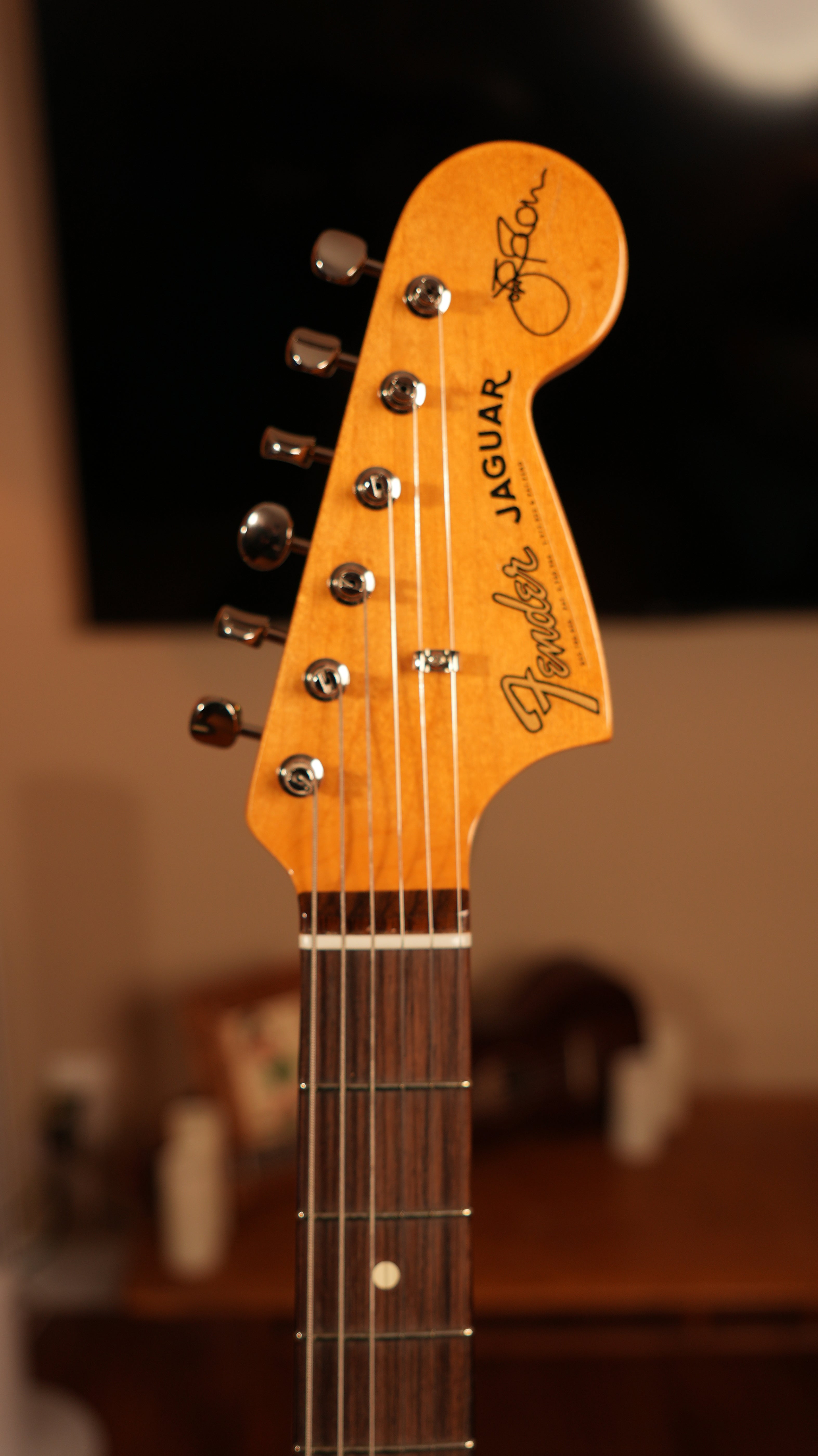 2019 Fender Johnny Marr Signature Jaguar - Olympic White