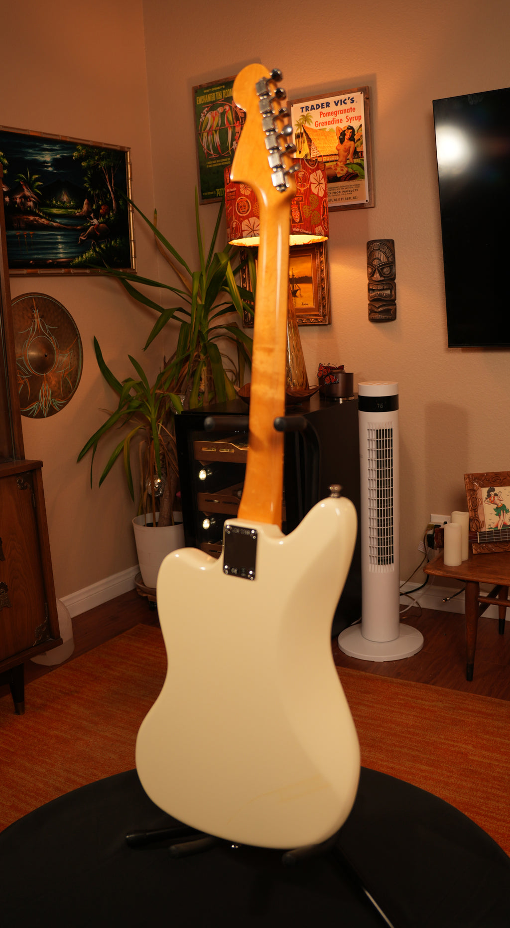 2019 Fender Johnny Marr Signature Jaguar - Olympic White