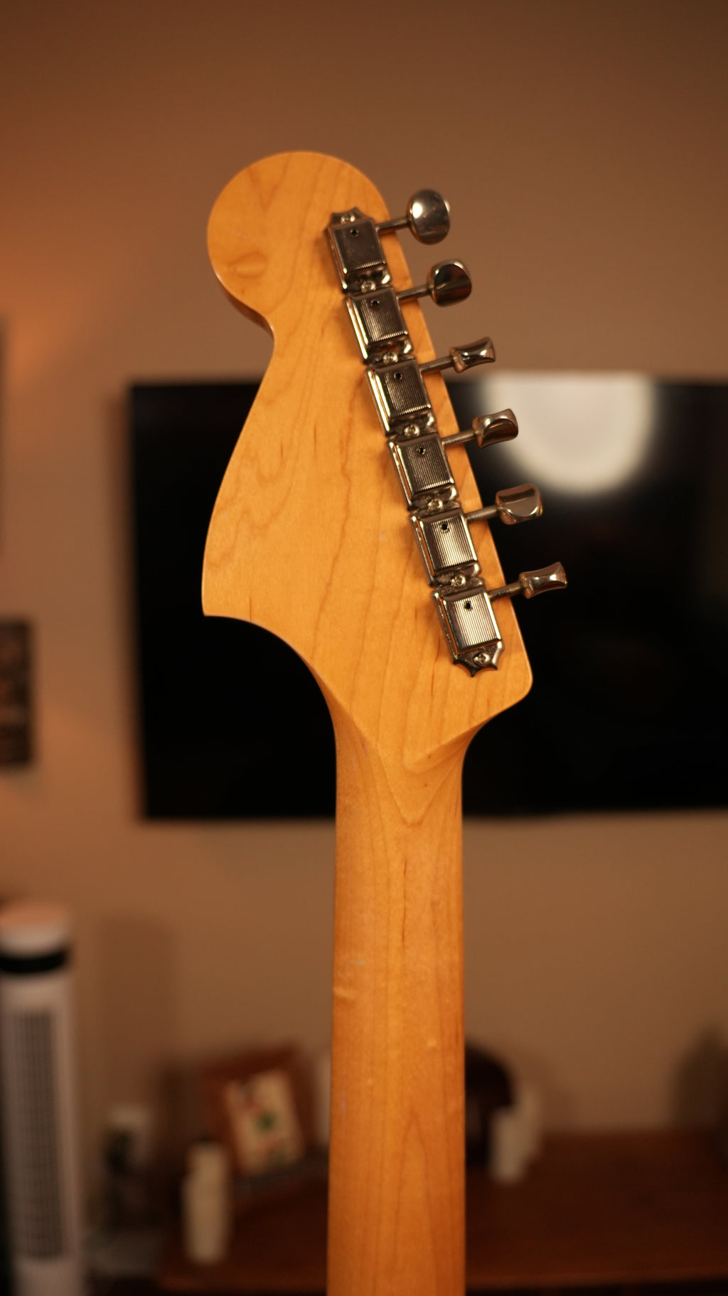 1997 Fender Bass VI (CIJ) - Sunburst