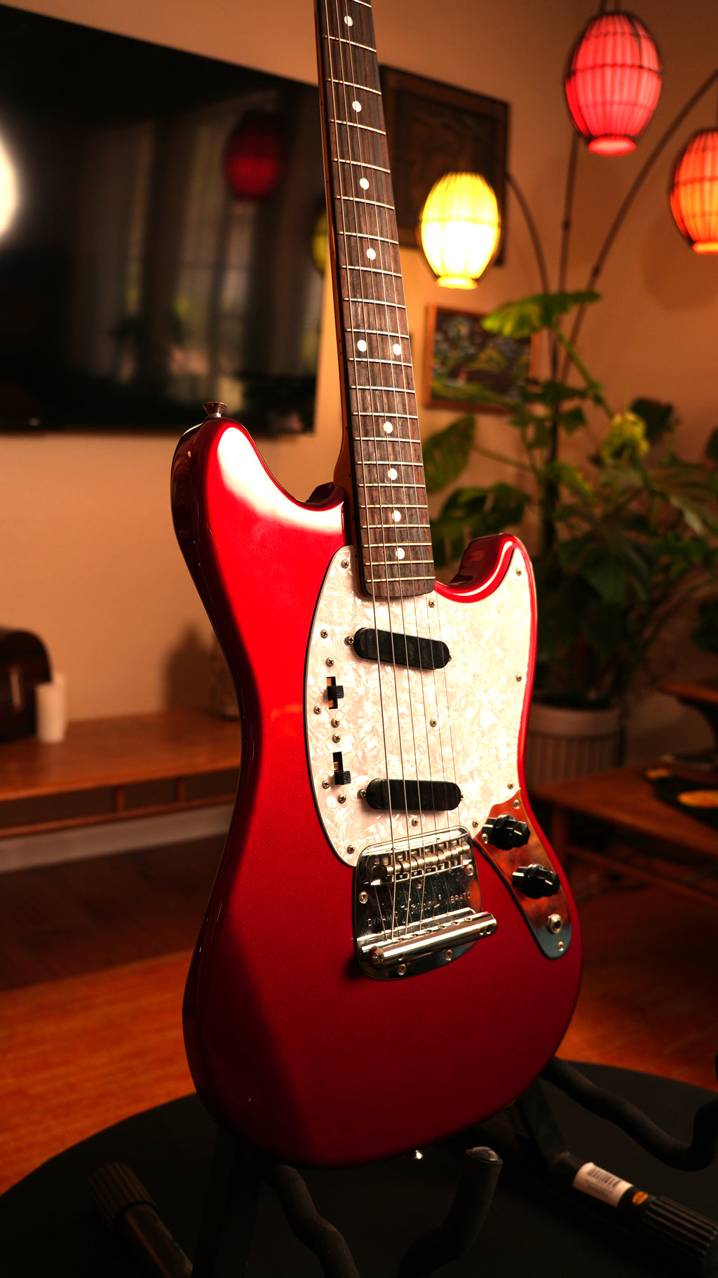 2008 Fender MG-69 Mustang Reissue MIJ – Candy Apple Red w/ Matching Headstock & Gig Bag