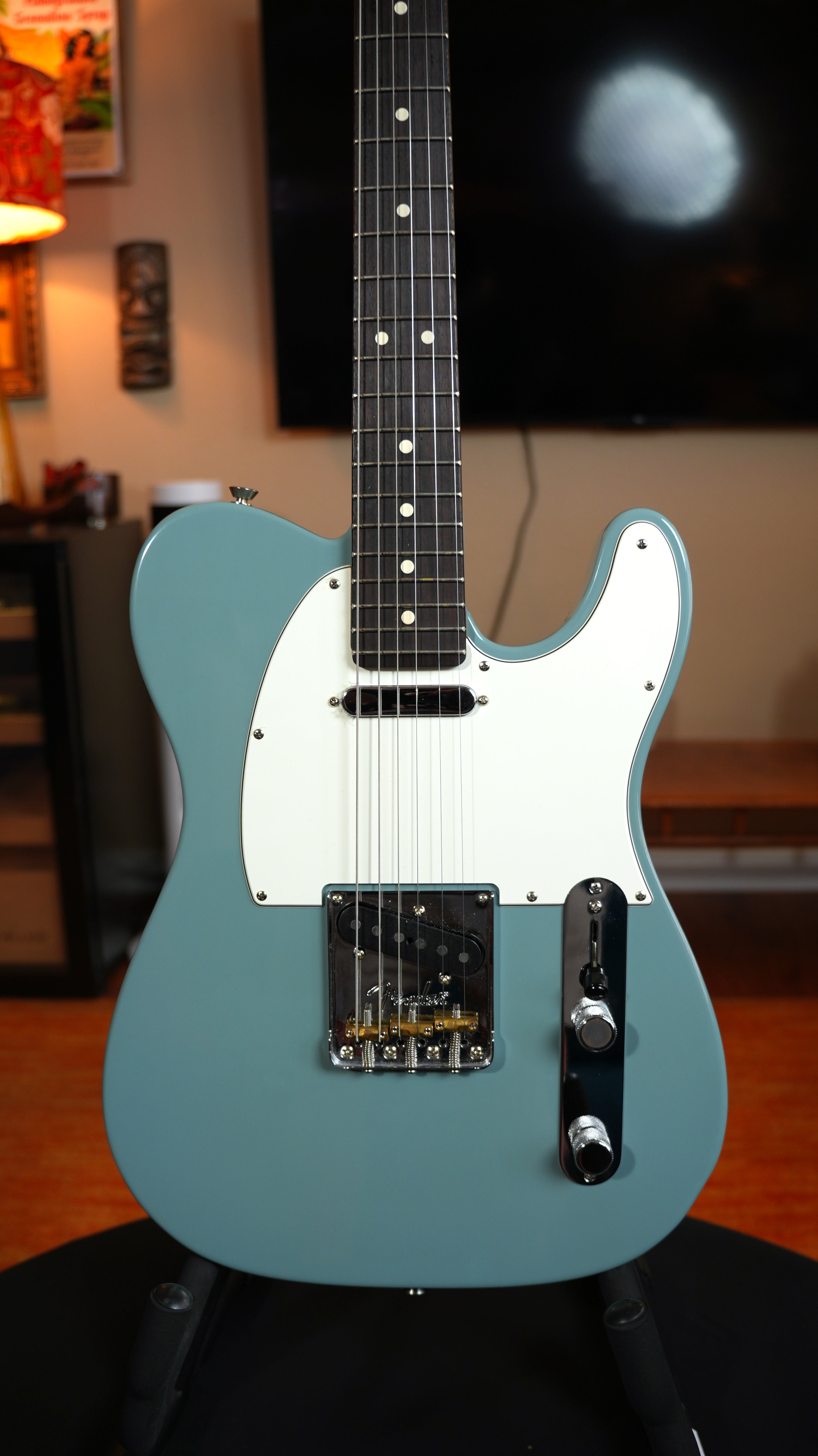 2019 Fender American Professional Telecaster – Sonic Gray w/ OHSC & Case Candy (COA & Hangtags)