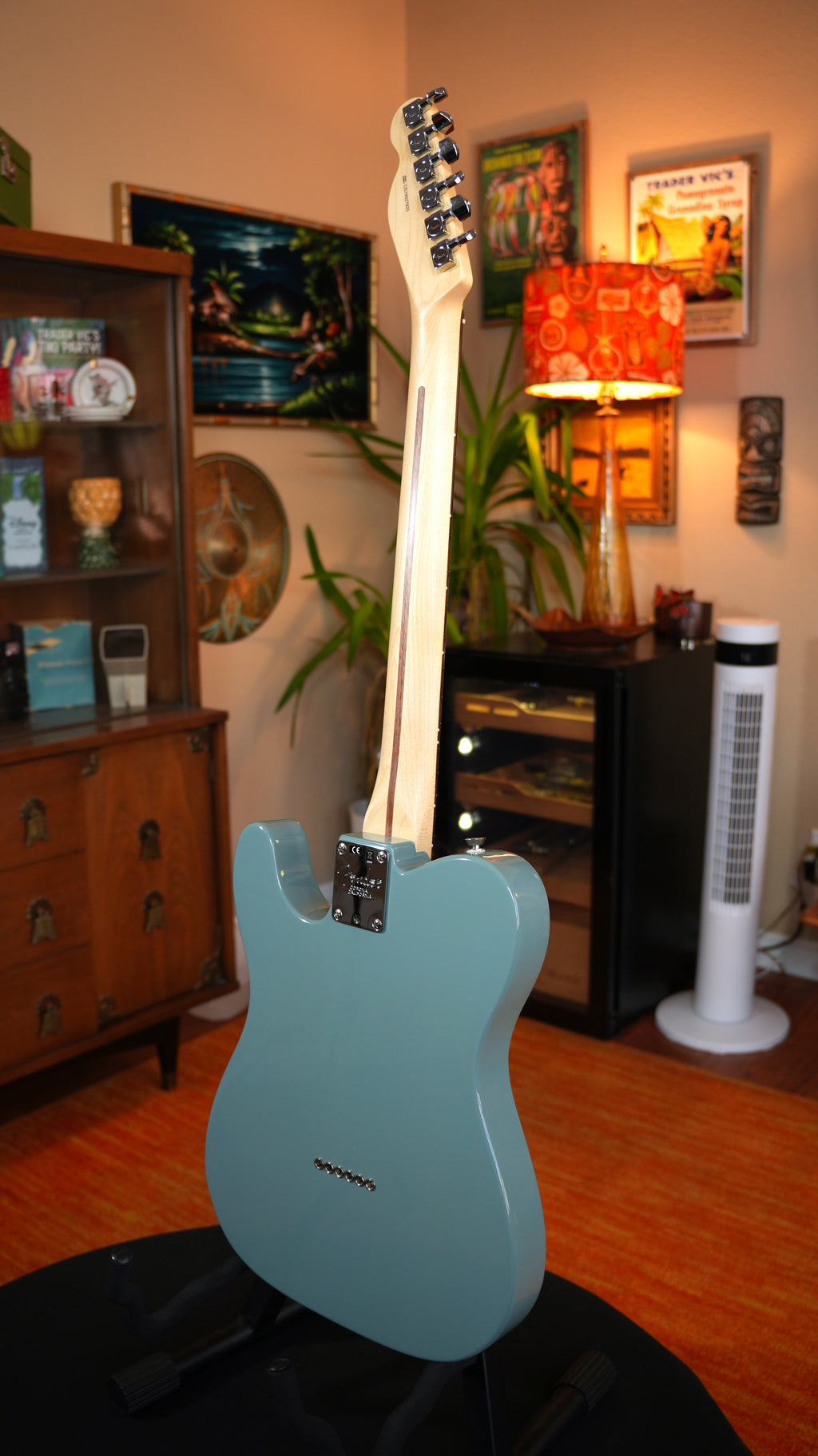 2019 Fender American Professional Telecaster – Sonic Gray w/ OHSC & Case Candy (COA & Hangtags)