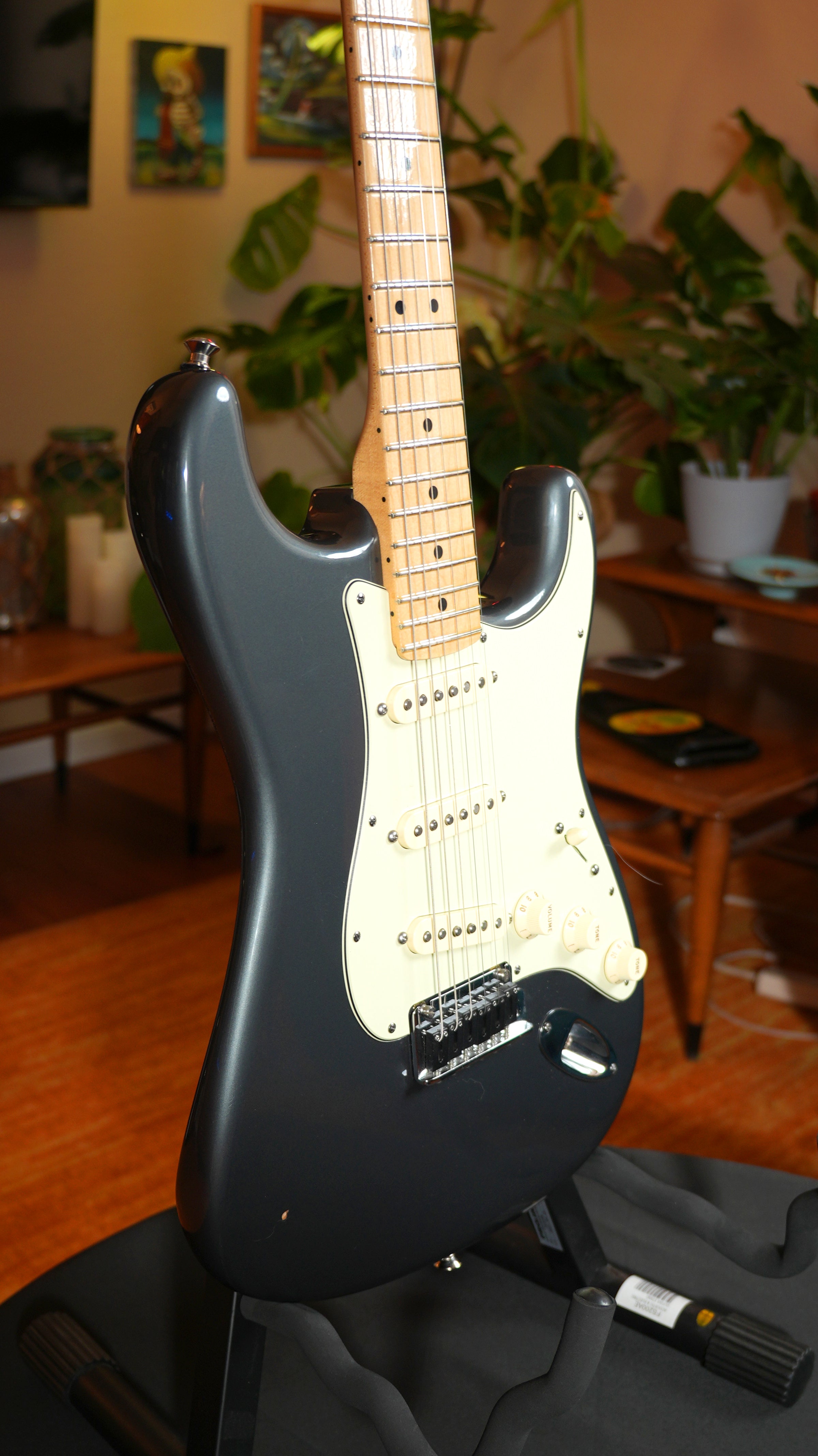 2012 Fender American Standard Stratocaster – Charcoal Frost Metallic (7.3 lbs) w/ CS Pickups & TSA OHSC