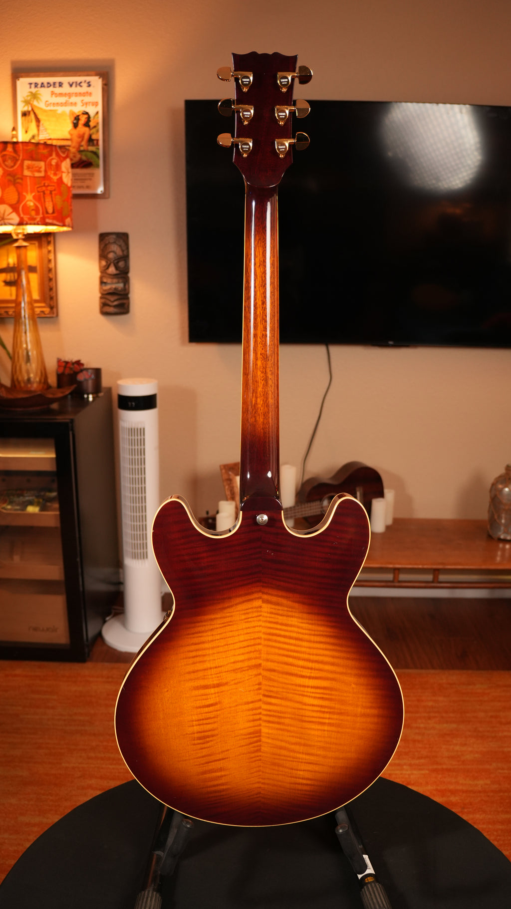 2014 Yamaha SA2200 Semi-Hollow MIJ – Brown Sunburst Flamed Maple w/ Gator Hardshell Case