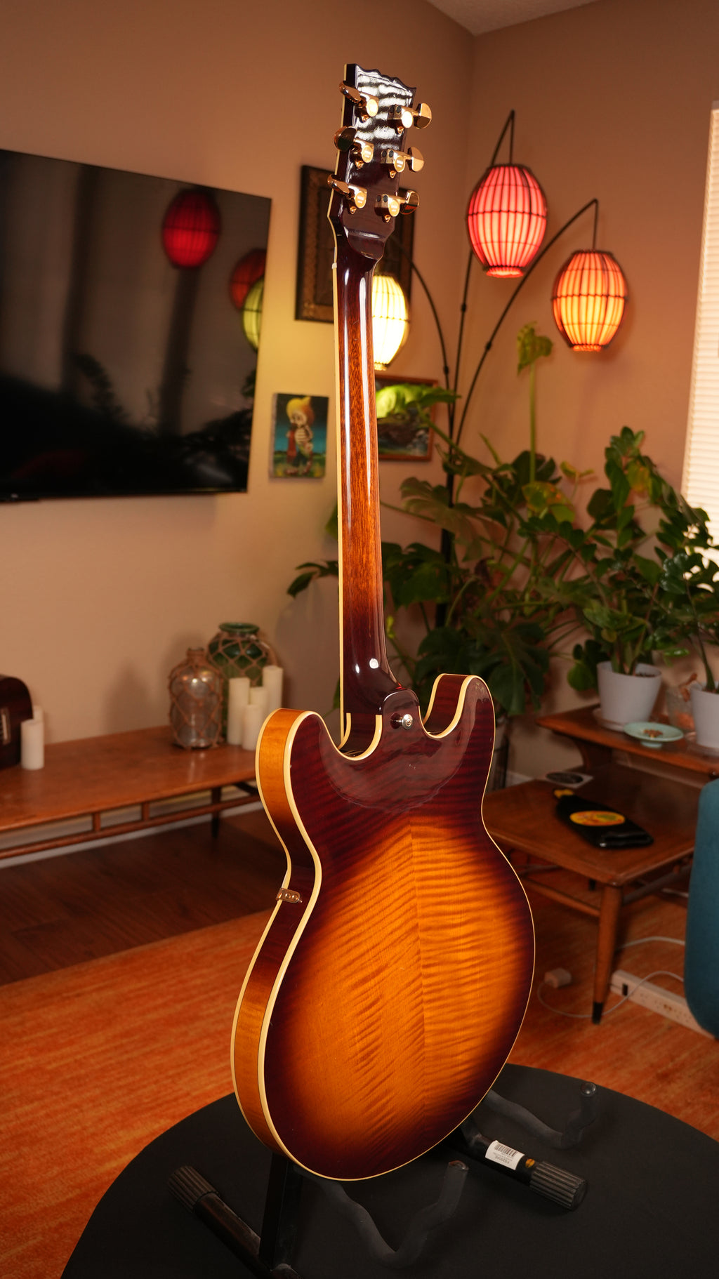 2014 Yamaha SA2200 Semi-Hollow MIJ – Brown Sunburst Flamed Maple w/ Gator Hardshell Case