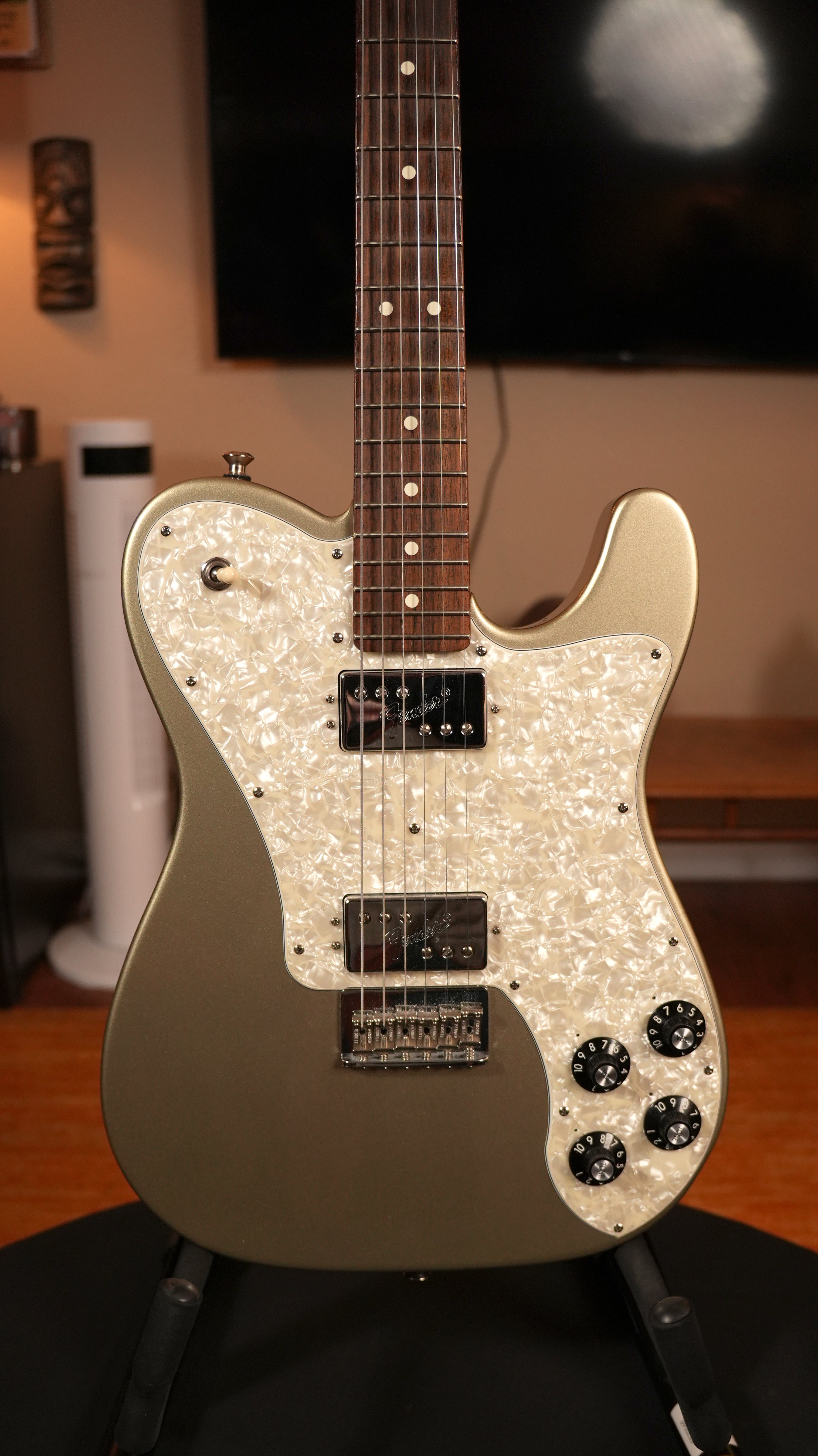 2017 Fender Limited Edition American Professional Telecaster Deluxe – Champagne w/ Solid Rosewood Neck, OHSC & COA