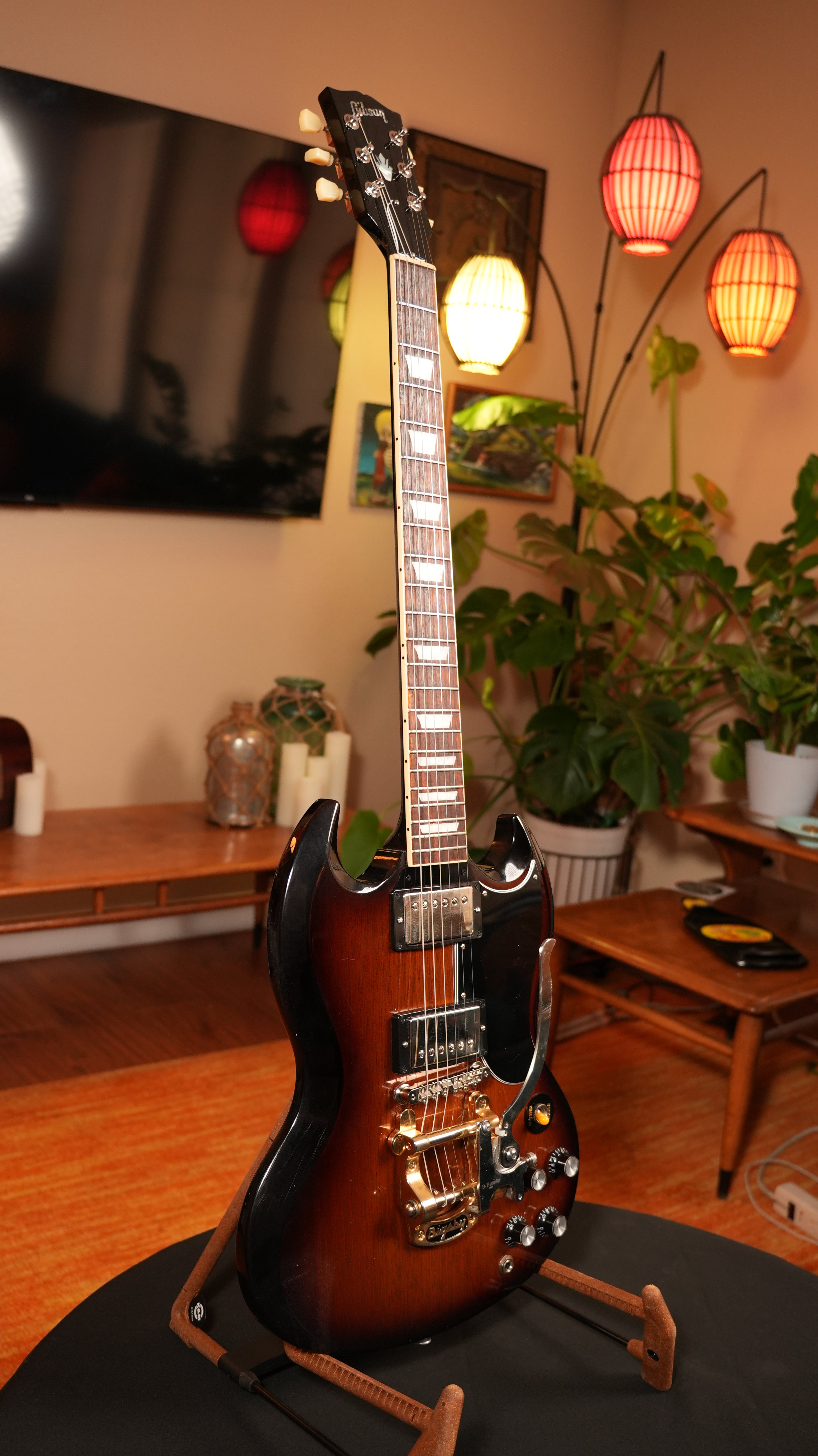 SOLD - 2022 Gibson SG Standard '61 Tobacco Sunburst w/ Bigsby & Hardshell Case, 7.2 lbs.