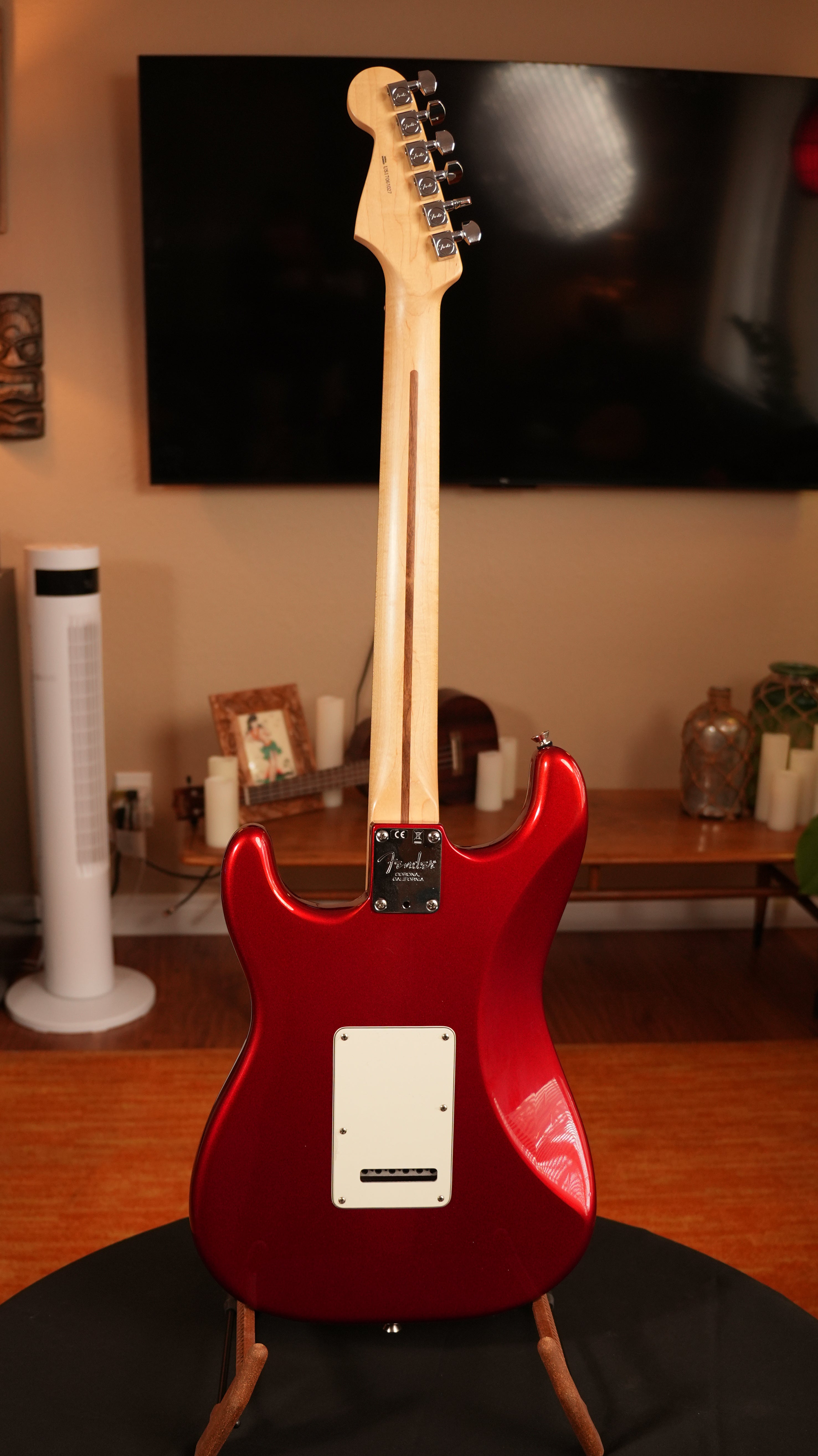 Fender American Professional Stratocaster 2017 – Candy Apple Red, OHSC & Case Candy (NOS Condition)