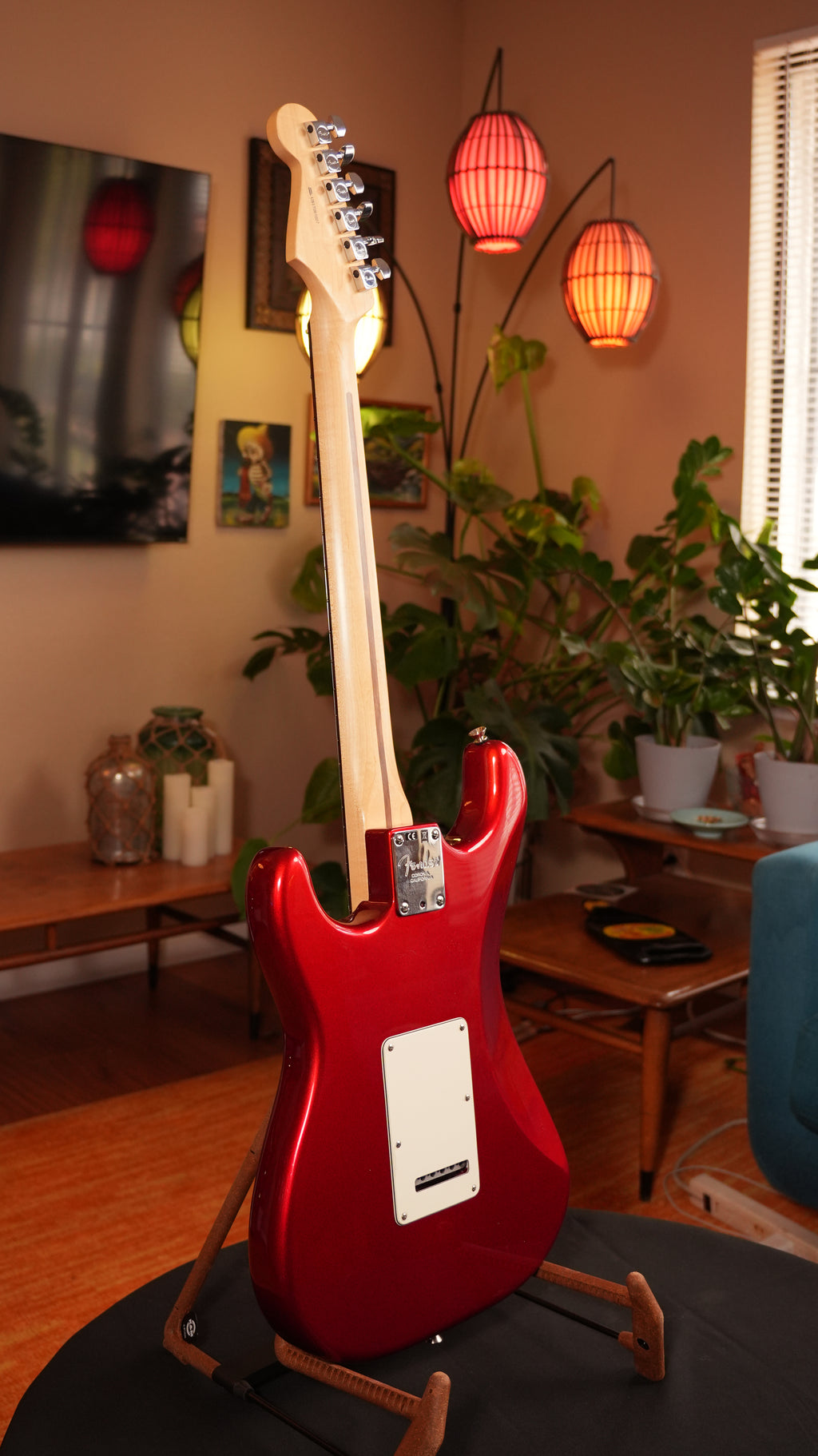 Fender American Professional Stratocaster 2017 – Candy Apple Red, OHSC & Case Candy (NOS Condition)