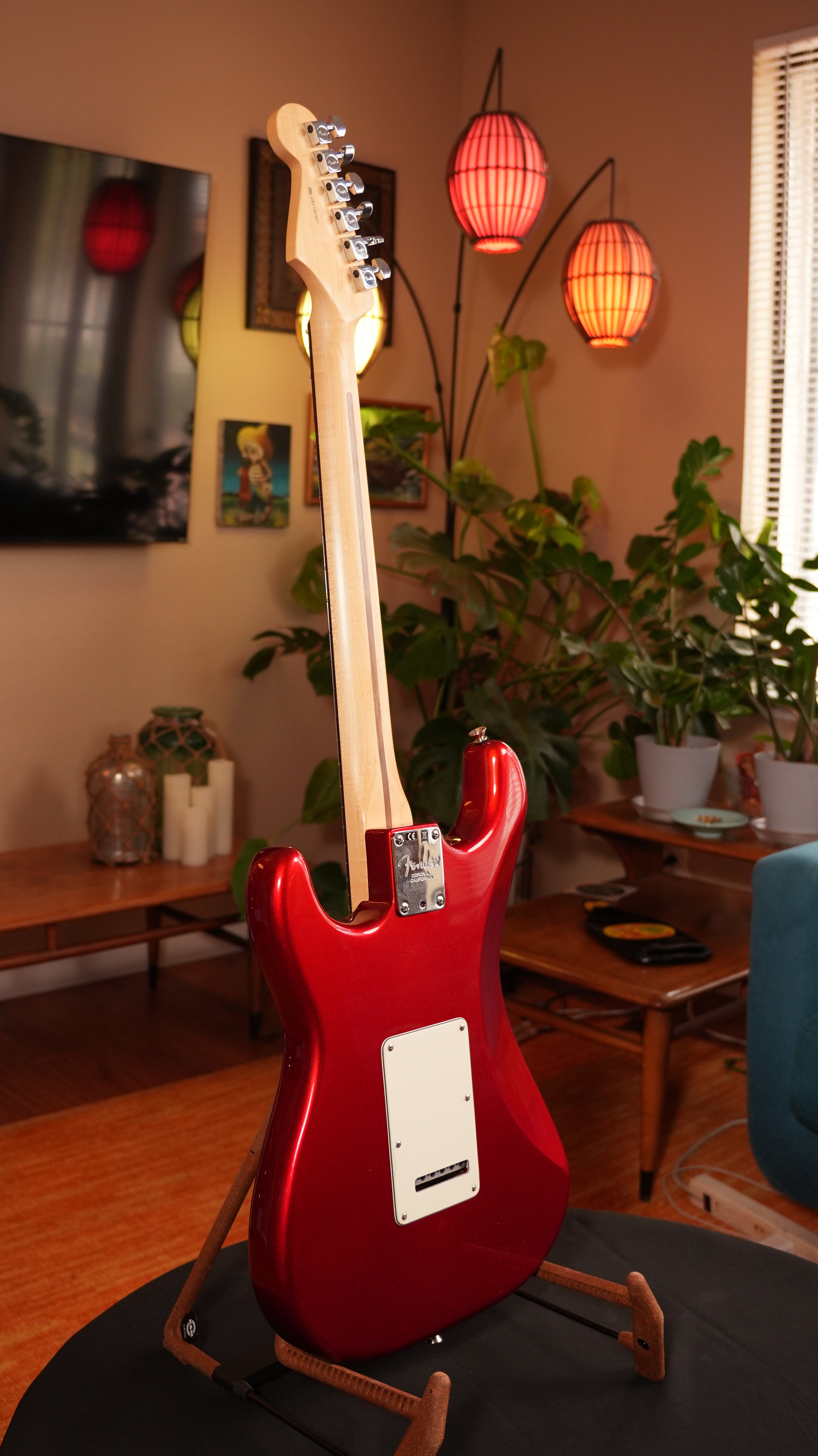 Fender American Professional Stratocaster 2017 – Candy Apple Red, OHSC & Case Candy (NOS Condition)