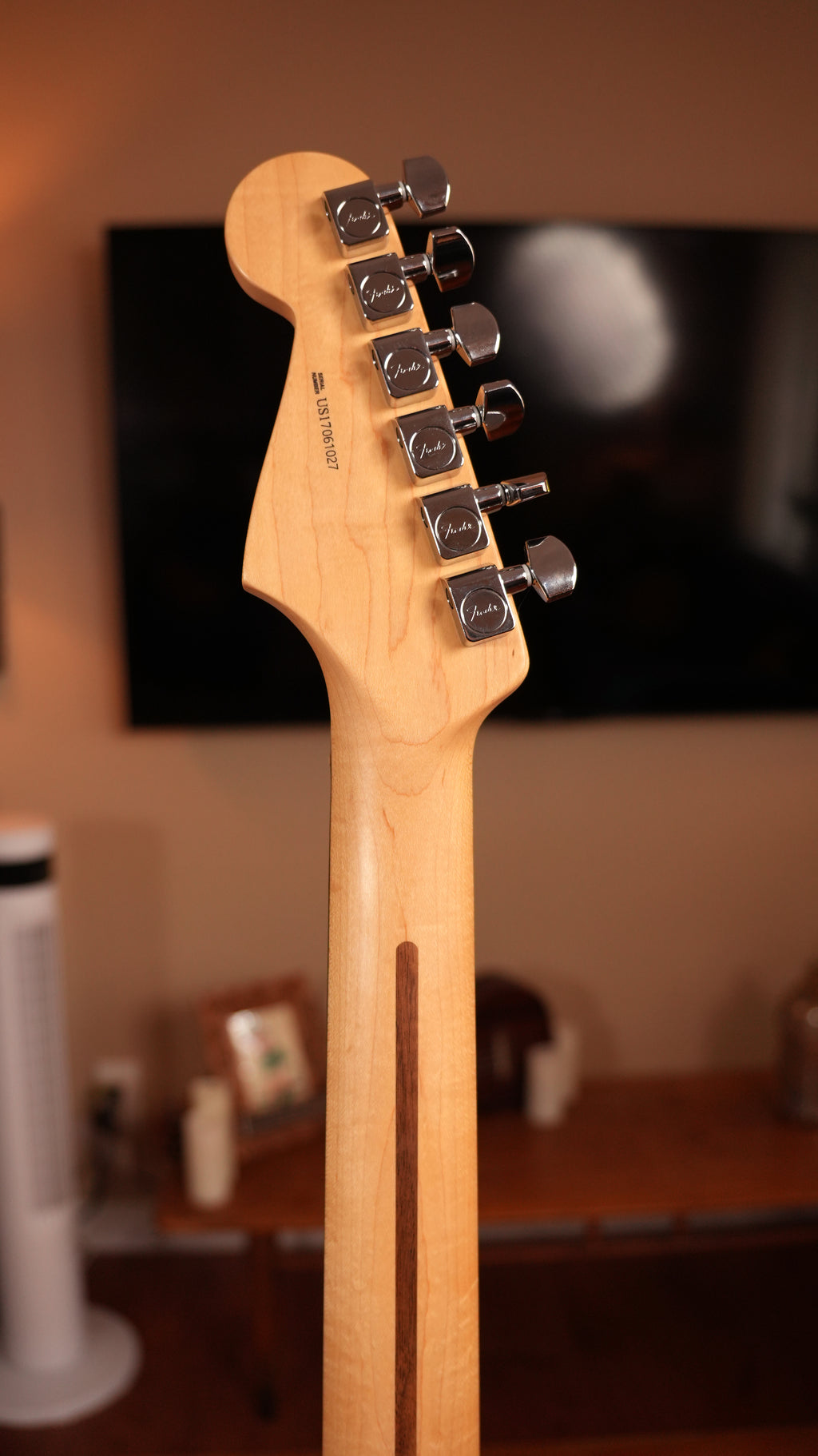 Fender American Professional Stratocaster 2017 – Candy Apple Red, OHSC & Case Candy (NOS Condition)