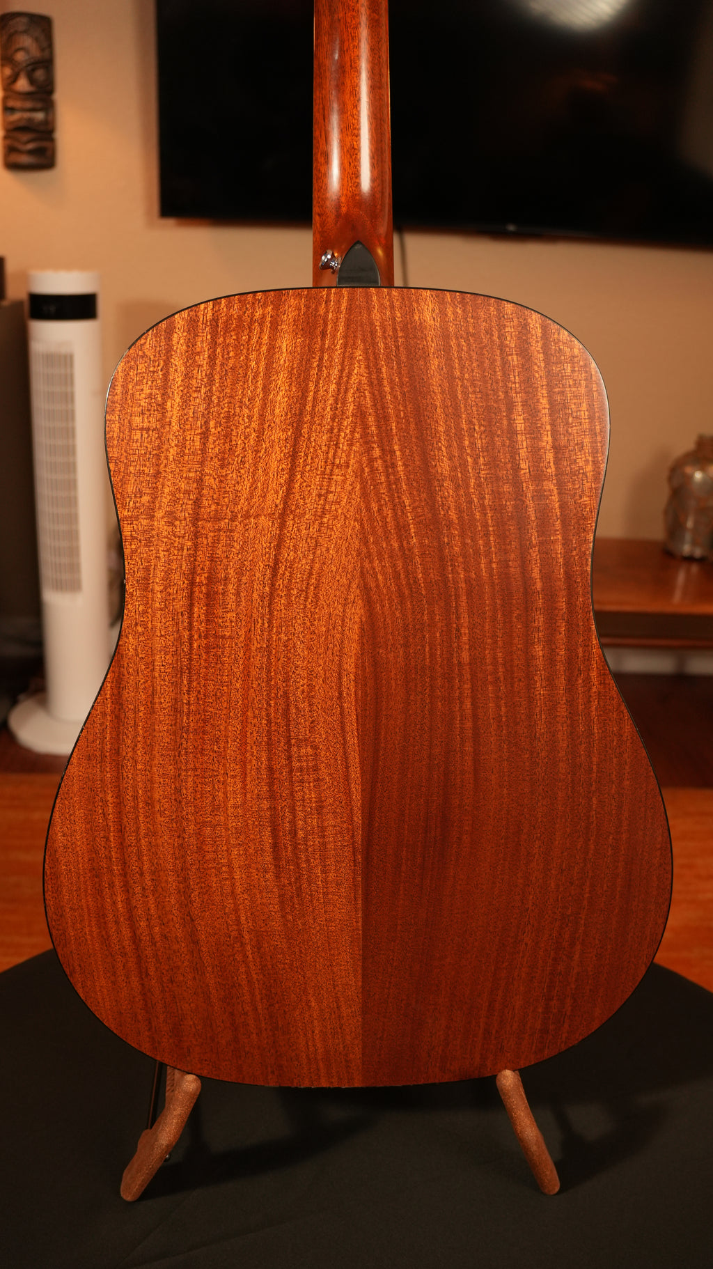 2004 Taylor 310 Dreadnought + OHSC (Made in USA)