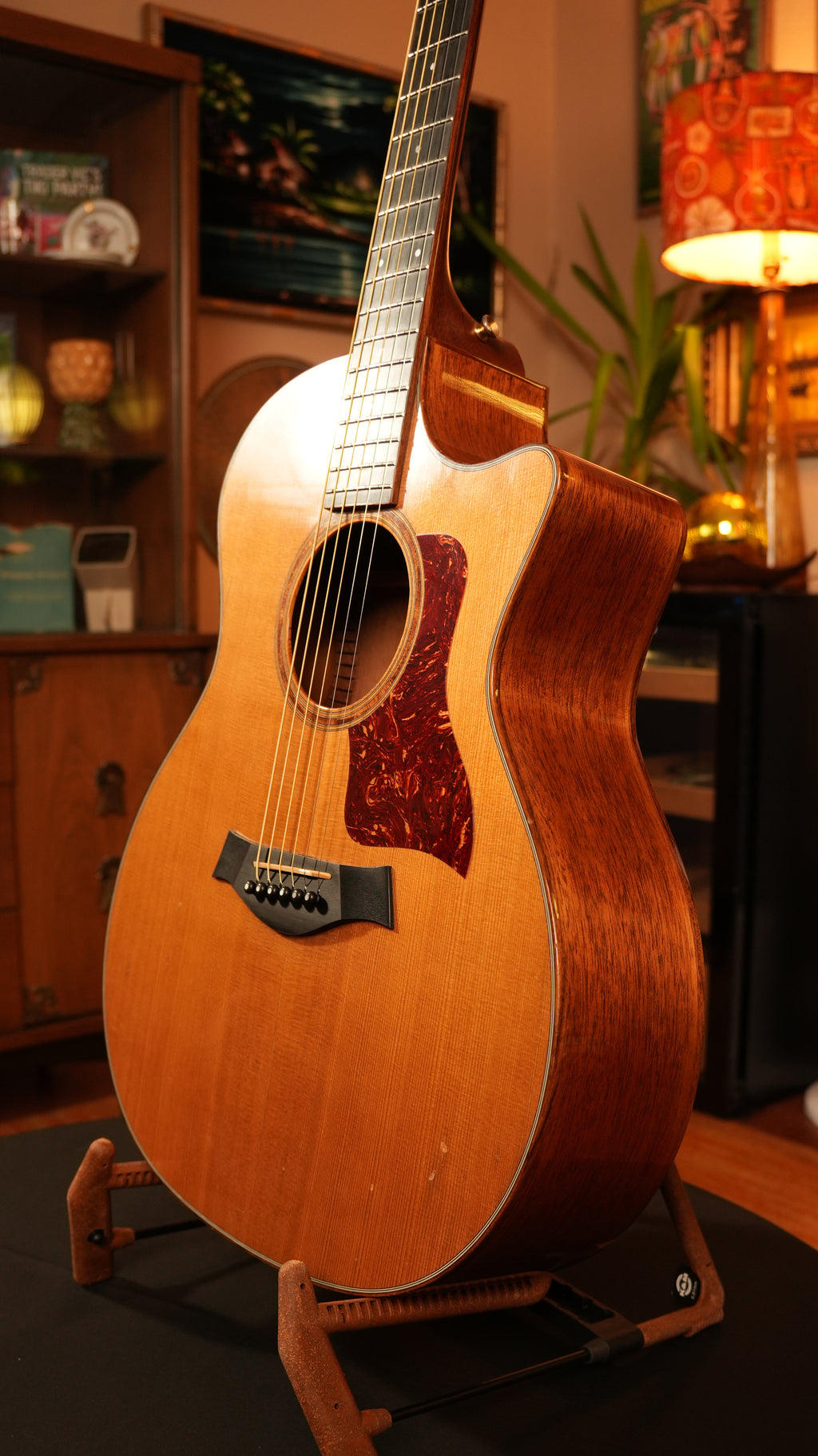 1996 Taylor 814ce Grand Auditorium – Natural Gloss w/ Solid Rosewood & OHSC