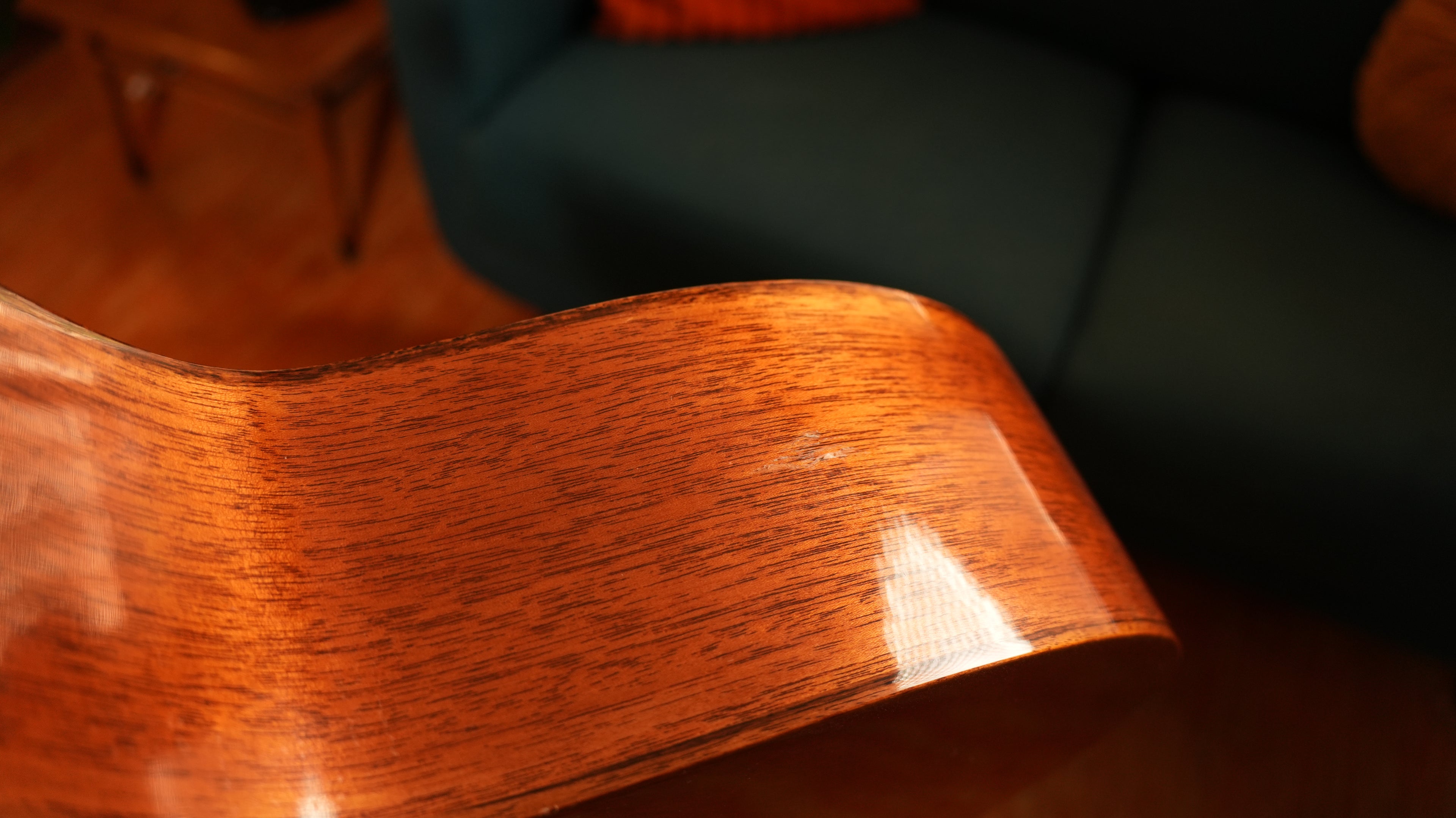 1996 Taylor 814ce Grand Auditorium – Natural Gloss w/ Solid Rosewood & OHSC