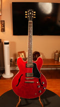 2021 Gibson ES-335 – Sixties Cherry, Full Case Candy & OHSC
