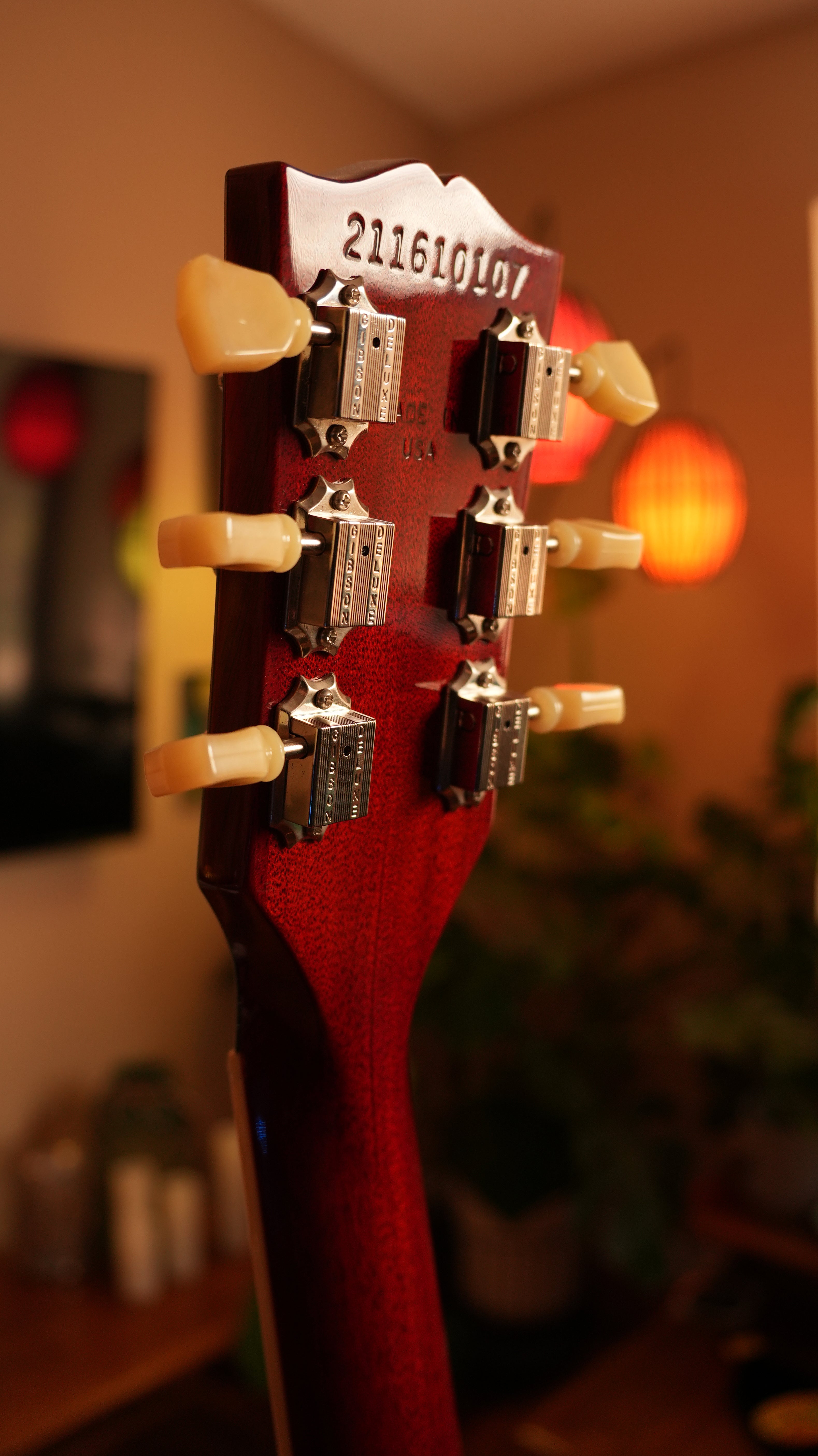 2021 Gibson ES-335 – Sixties Cherry, Full Case Candy & OHSC
