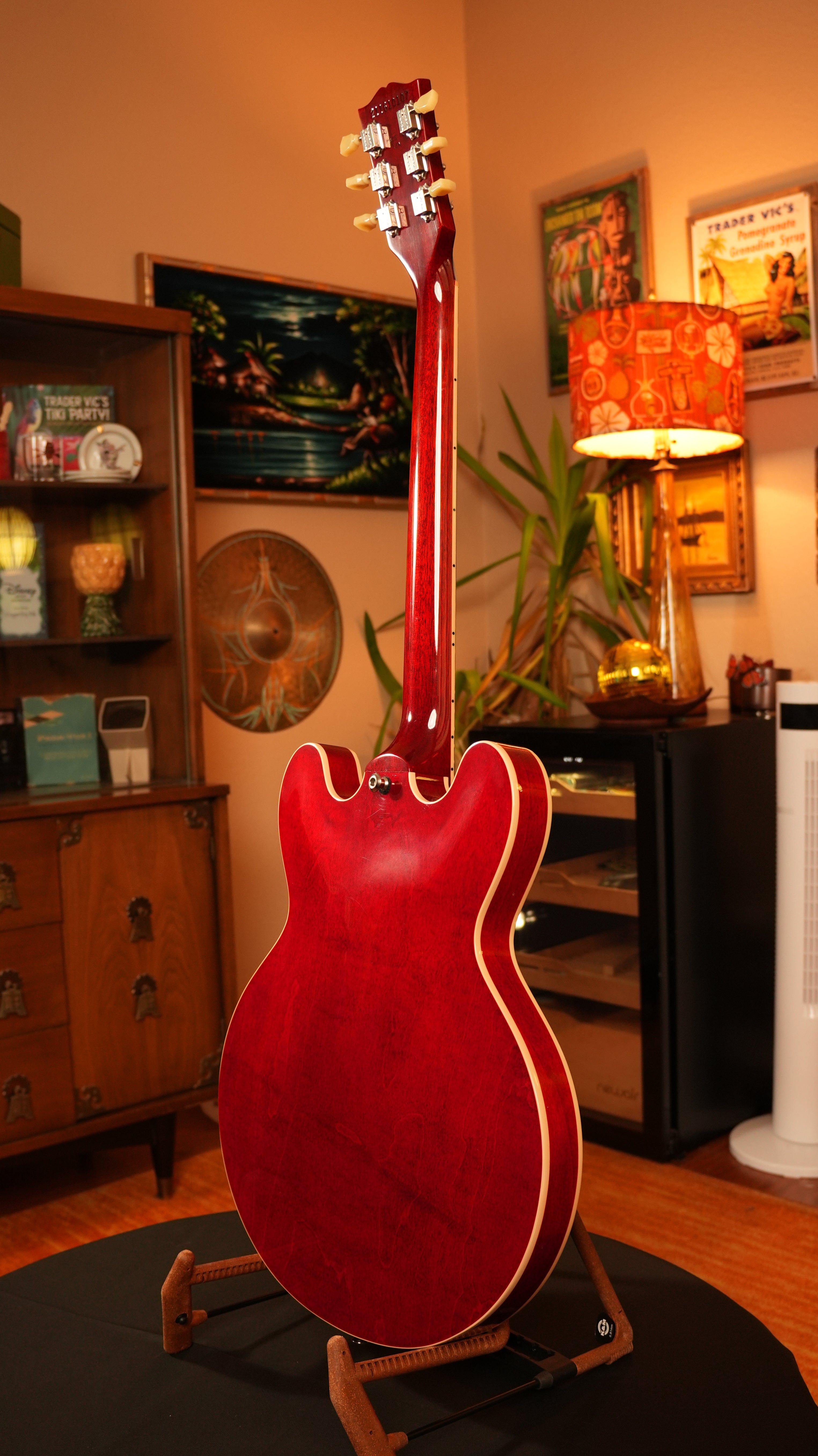 2021 Gibson ES-335 – Sixties Cherry, Full Case Candy & OHSC