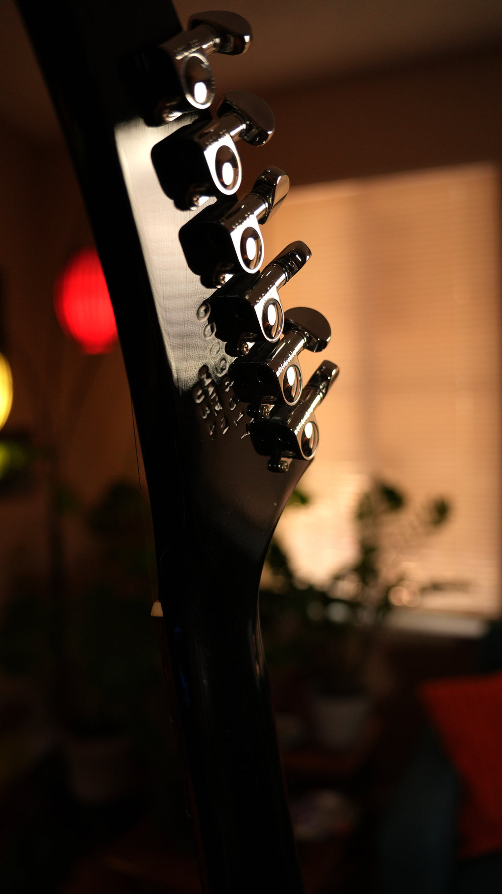 Gibson USA '76 Explorer 2004 – Ebony (8.3 lbs) w/ OHSC
