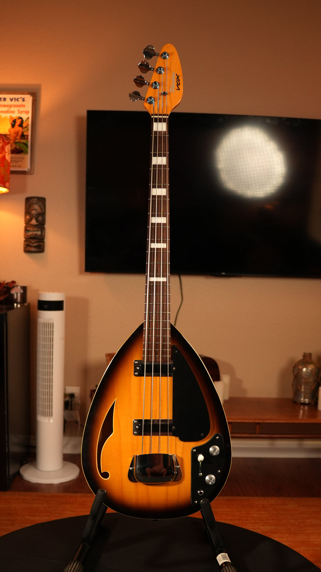 Phantom Guitar Works Wyman Bass (Vox Licensed)