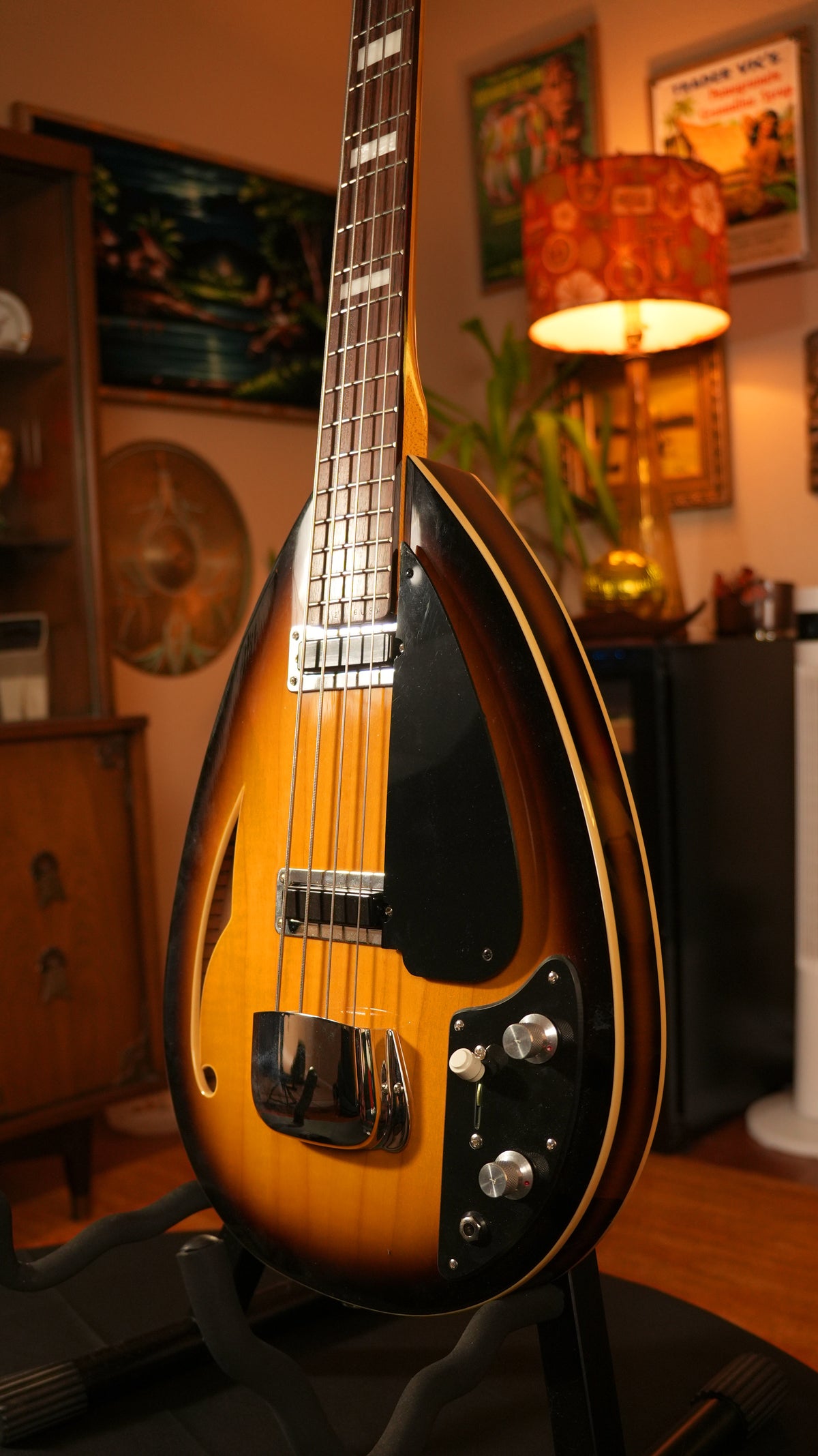 Phantom Guitar Works Wyman Bass (Vox Licensed)