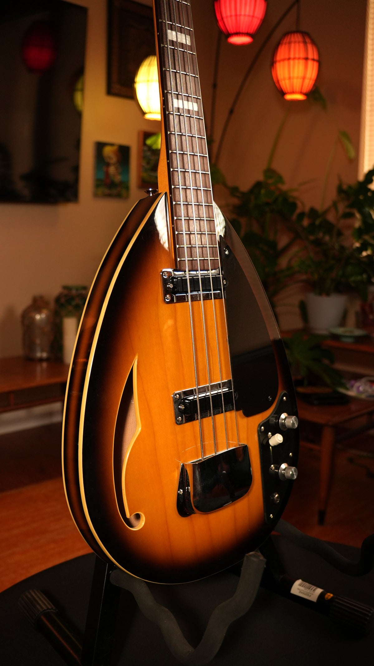 Phantom Guitar Works Wyman Bass (Vox Licensed)