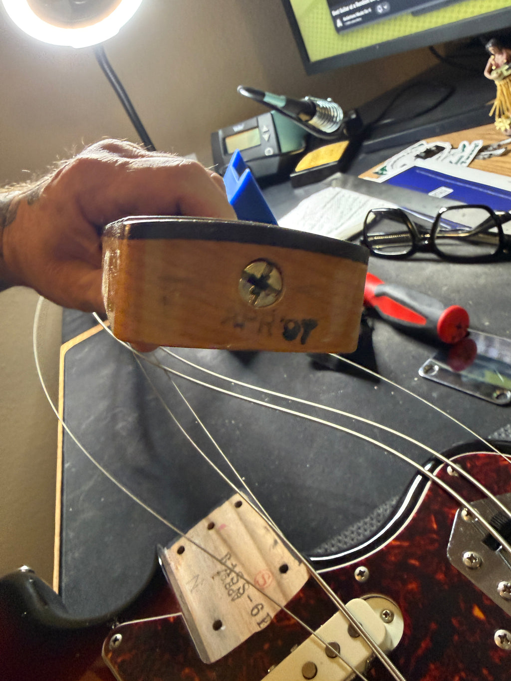 1997 Fender Bass VI (CIJ) - Sunburst